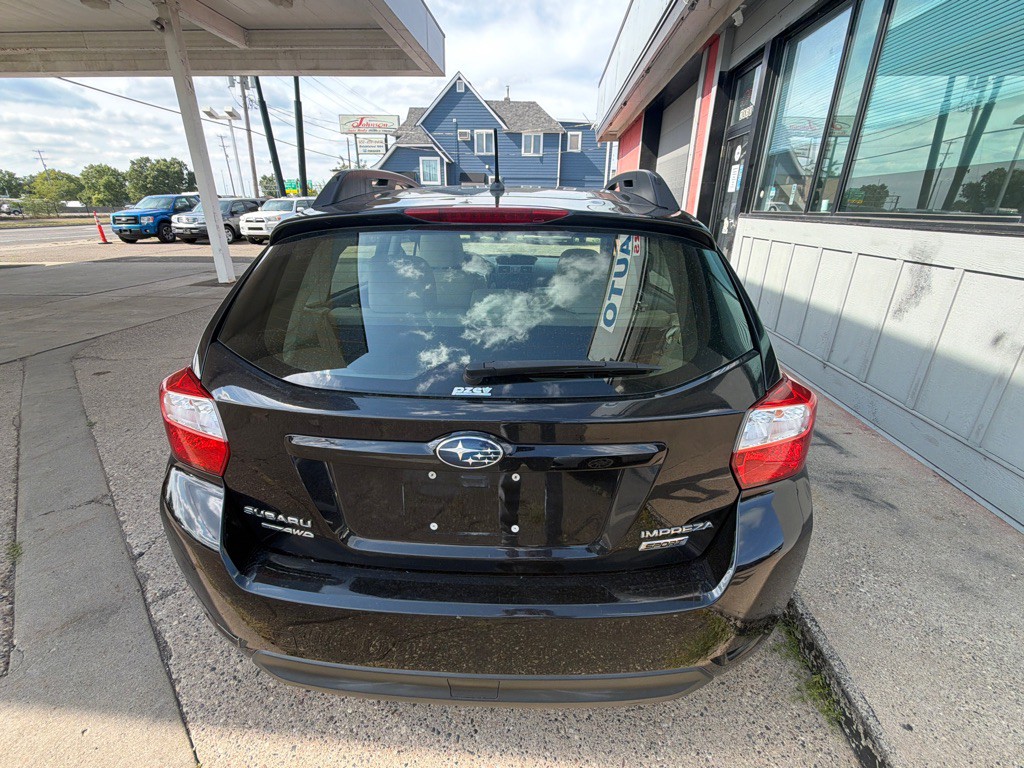 2014 Subaru Impreza Image 2