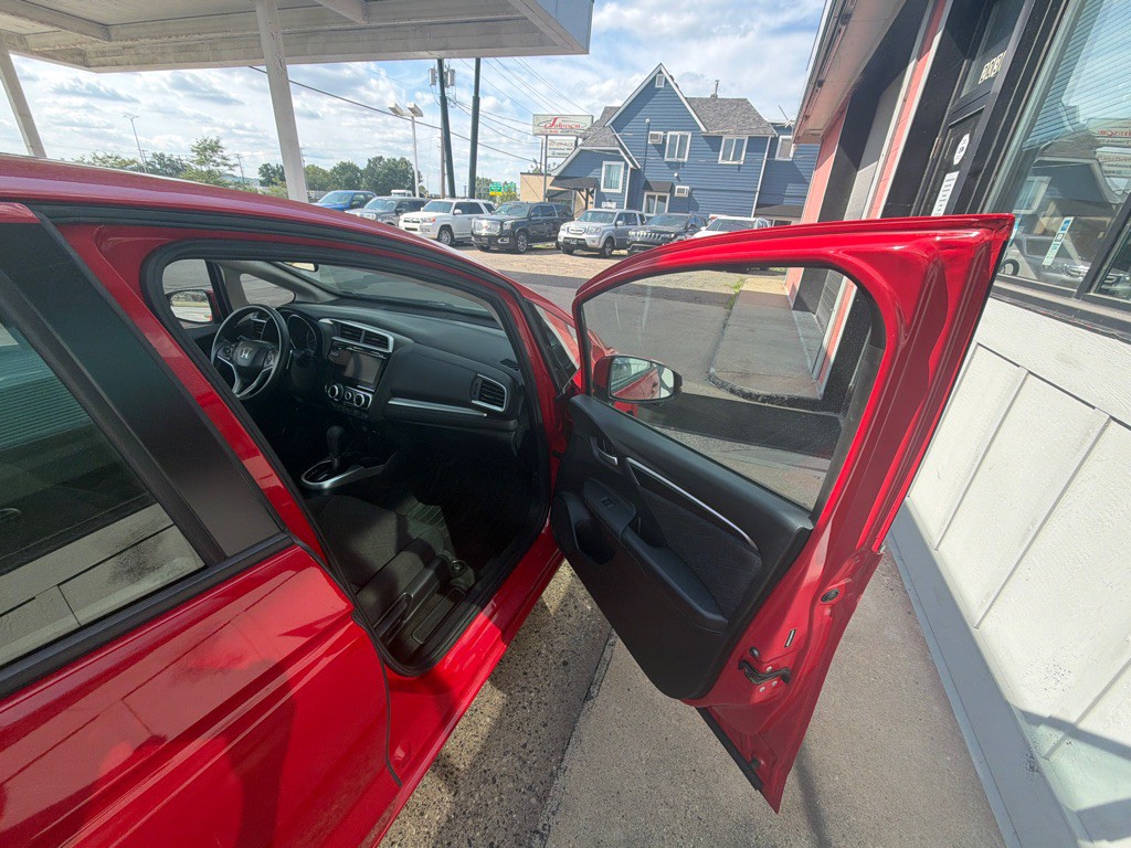 2016 Honda Fit Image 5