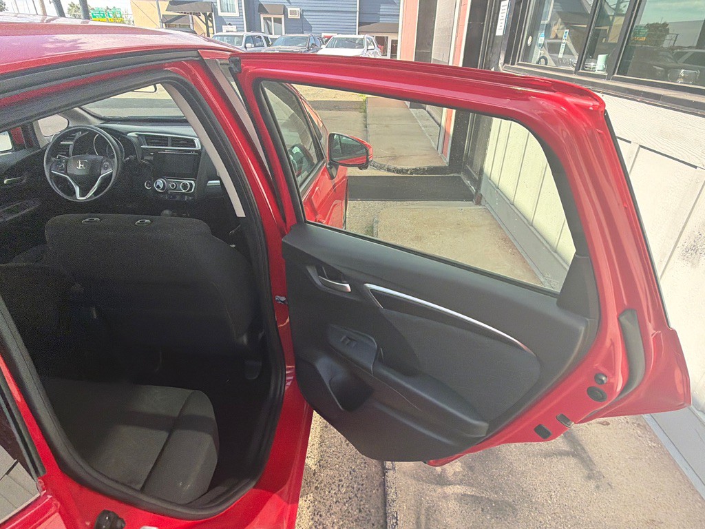 2016 Honda Fit Image 9
