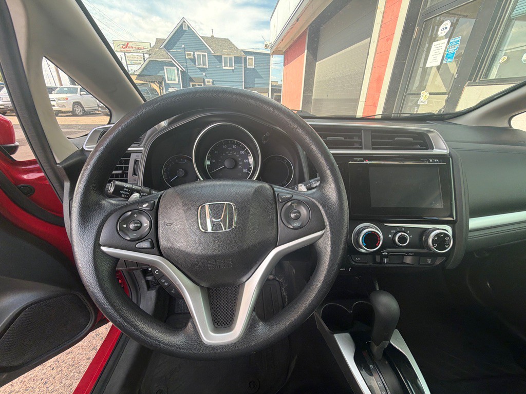 2016 Honda Fit Image 12