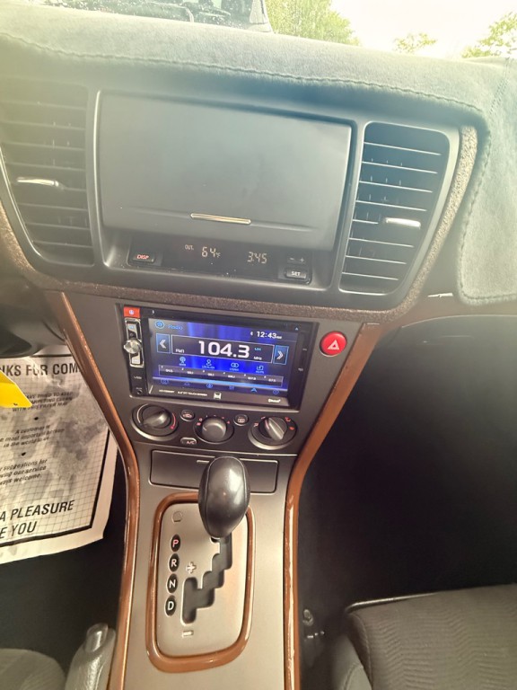 2008 Subaru Outback Image 8
