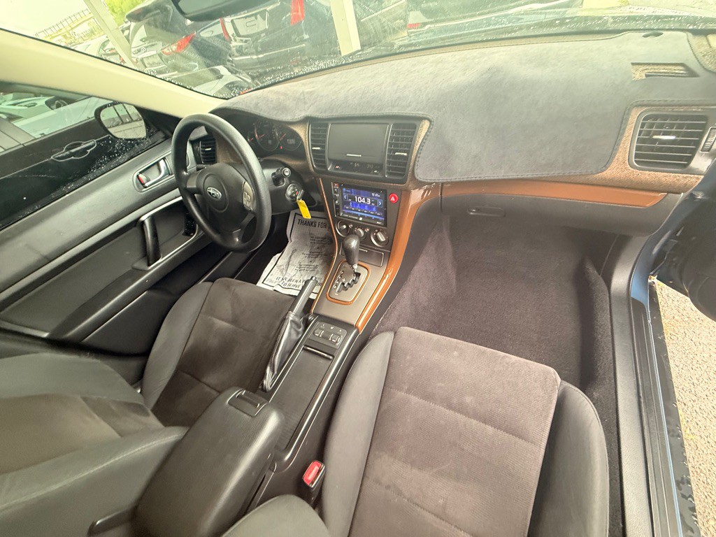 2008 Subaru Outback Image 17