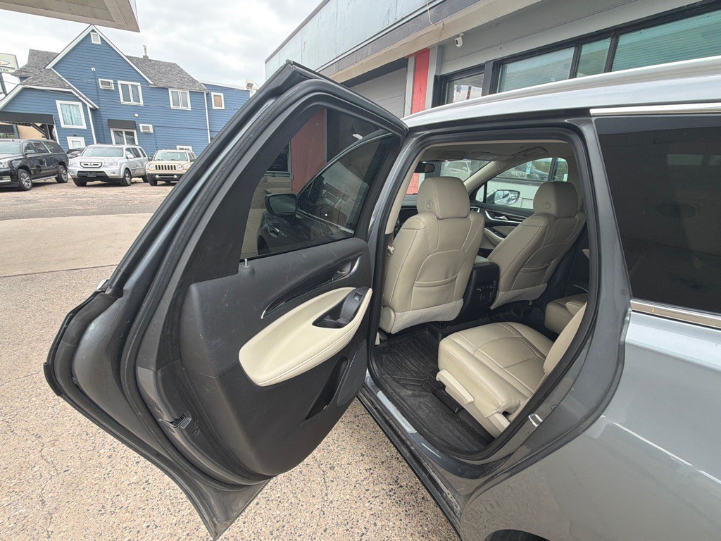 2019 Buick Enclave Image 11