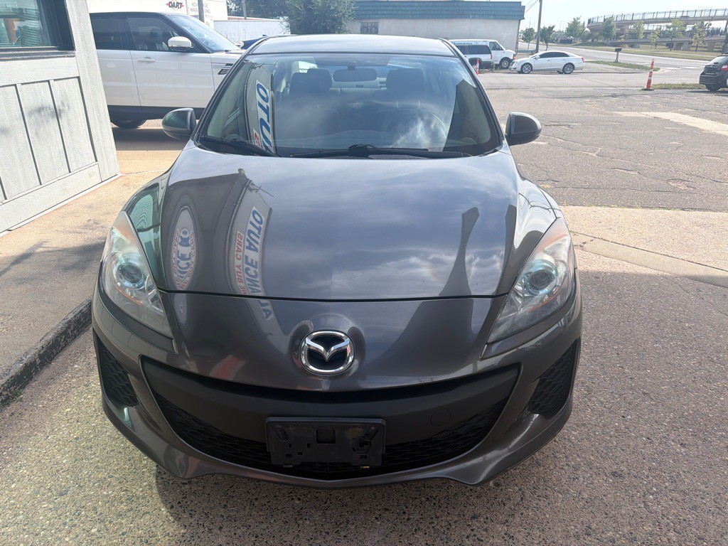 2012 Mazda Mazda3 Image 2