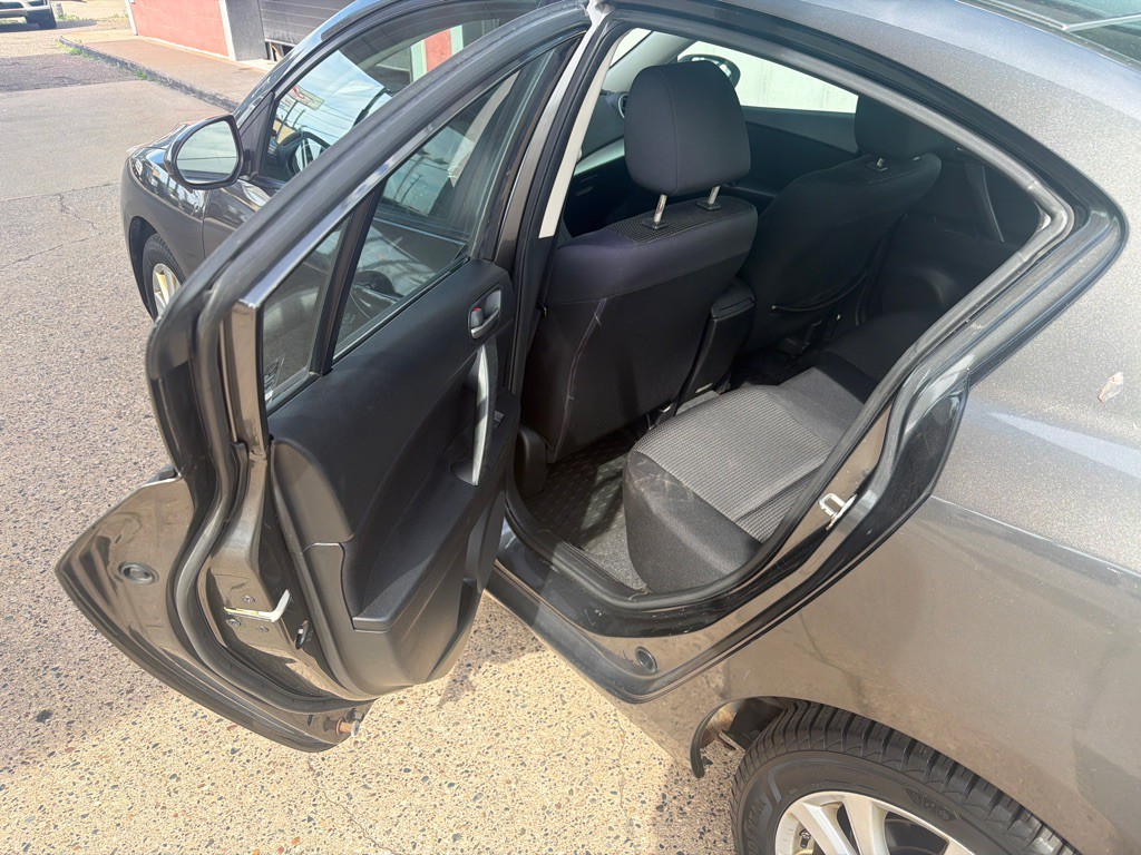 2012 Mazda Mazda3 Image 7
