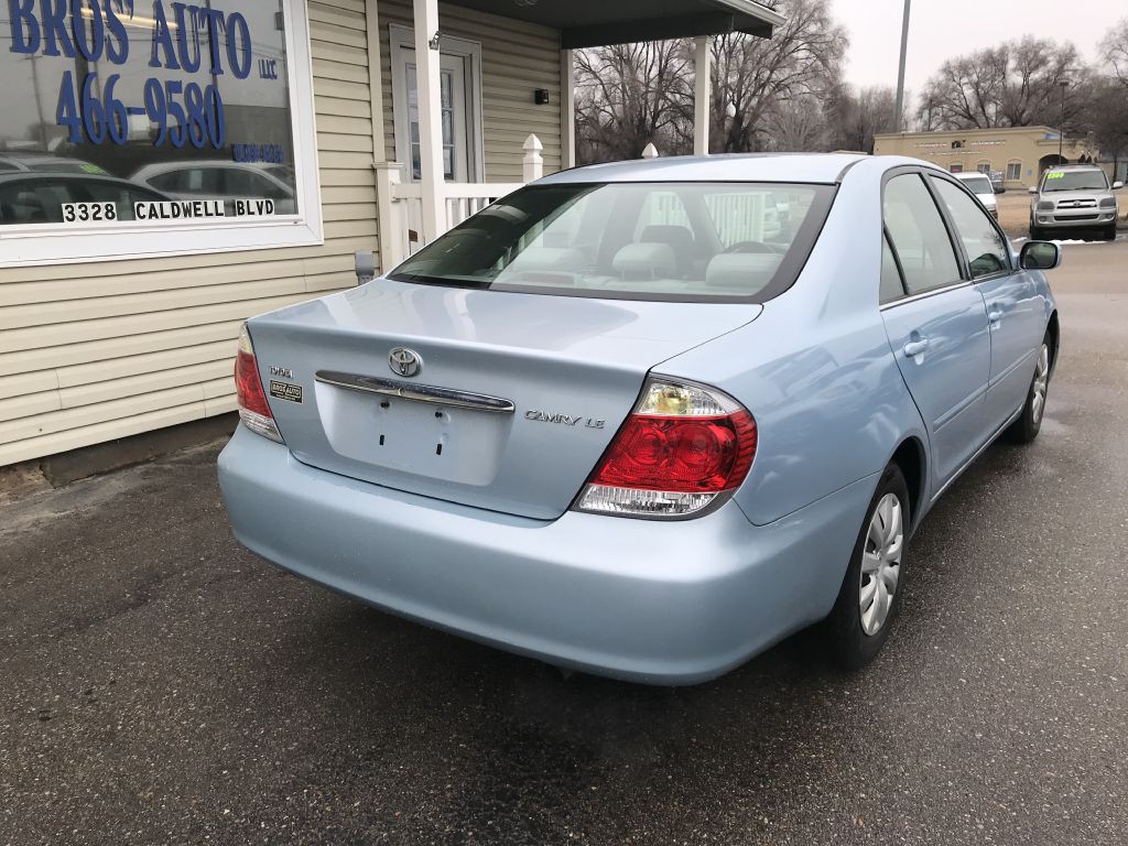 2005 Toyota Camry Image 4