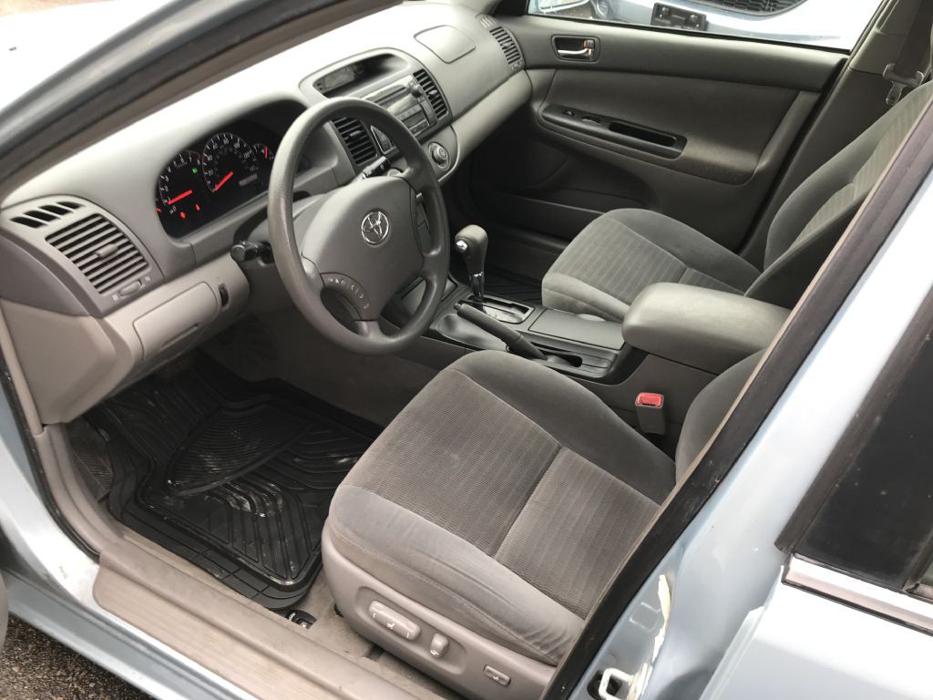2005 Toyota Camry Image 5