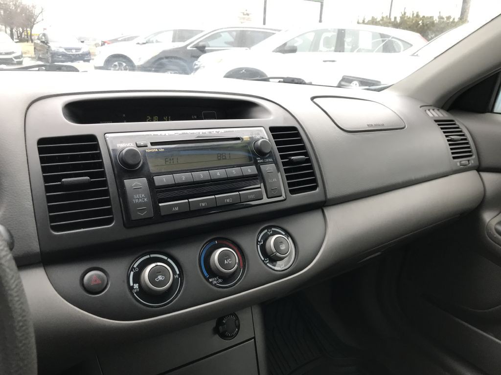 2005 Toyota Camry Image 7