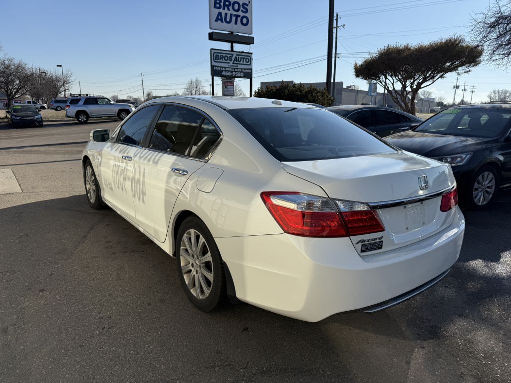 2013 Honda Accord Image 3