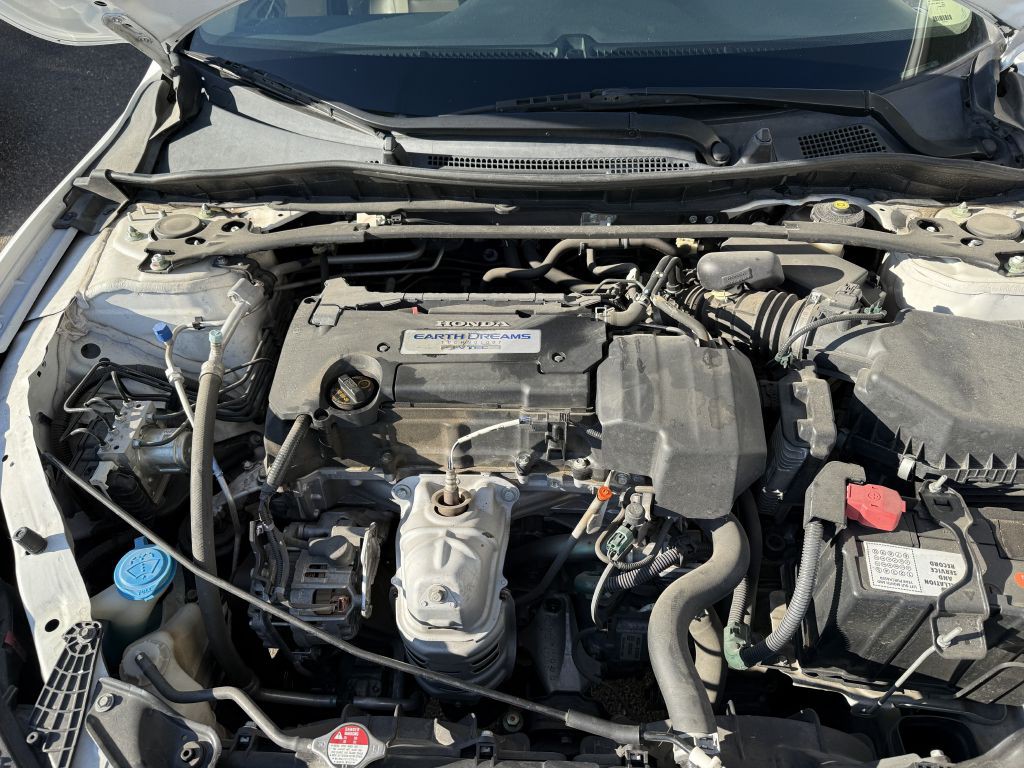 2013 Honda Accord Image 9