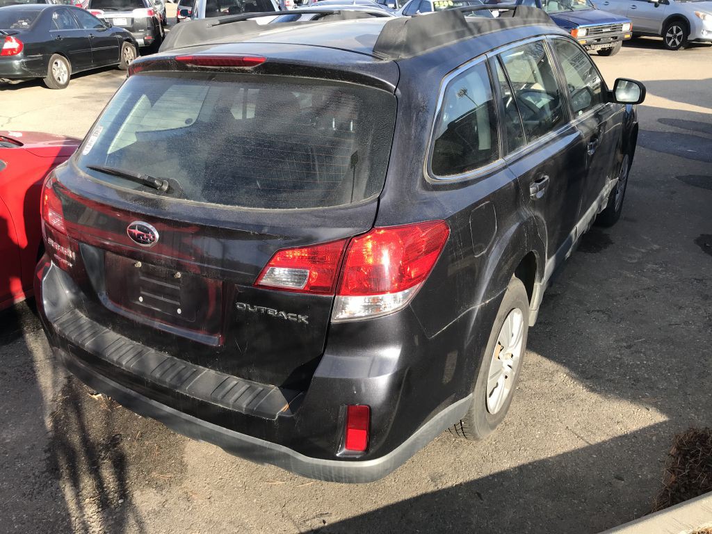 2013 Subaru Outback Image 4