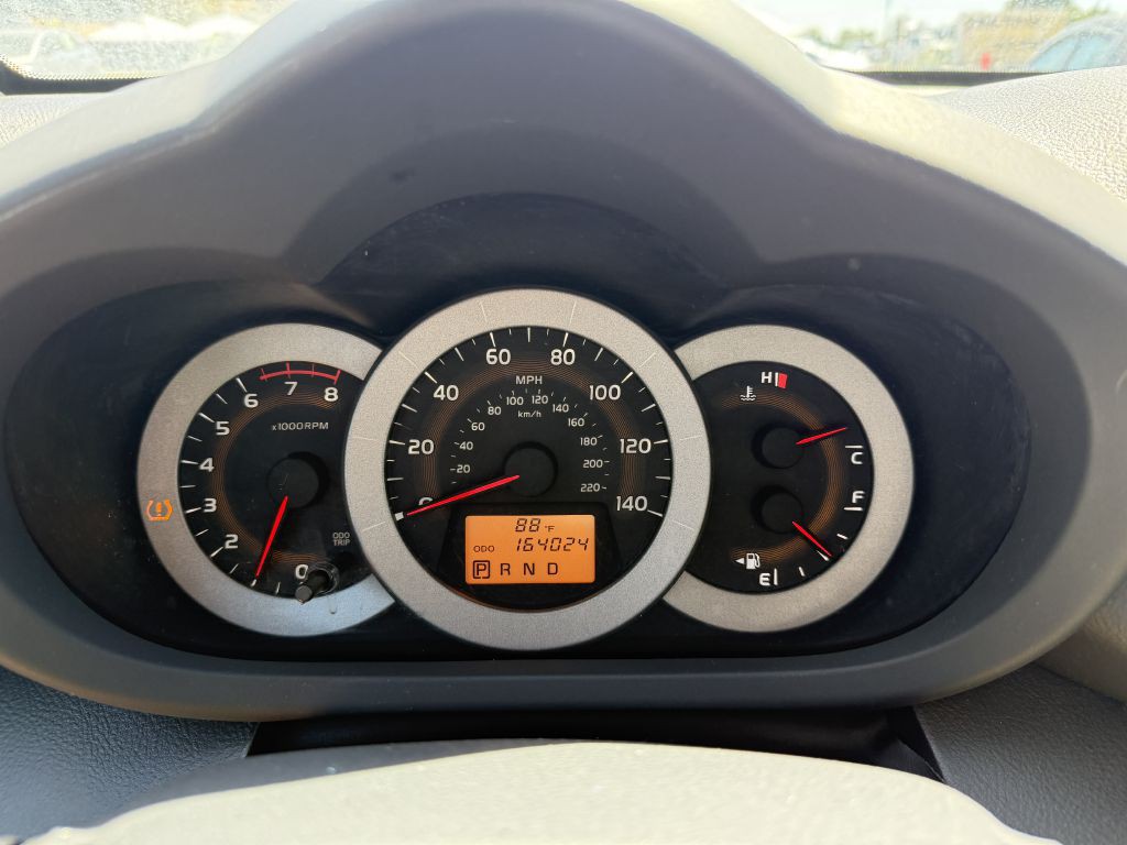 2010 Toyota Rav4 Image 6