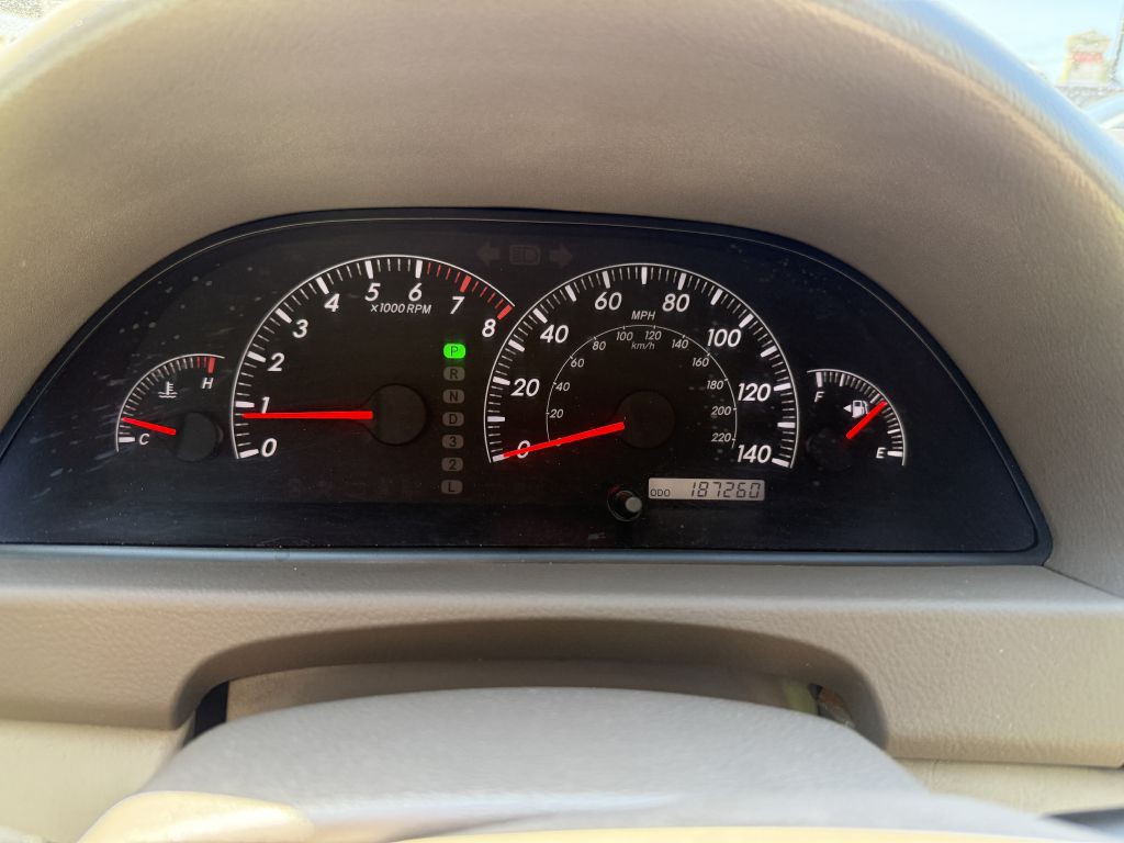 2005 Toyota Camry Image 6