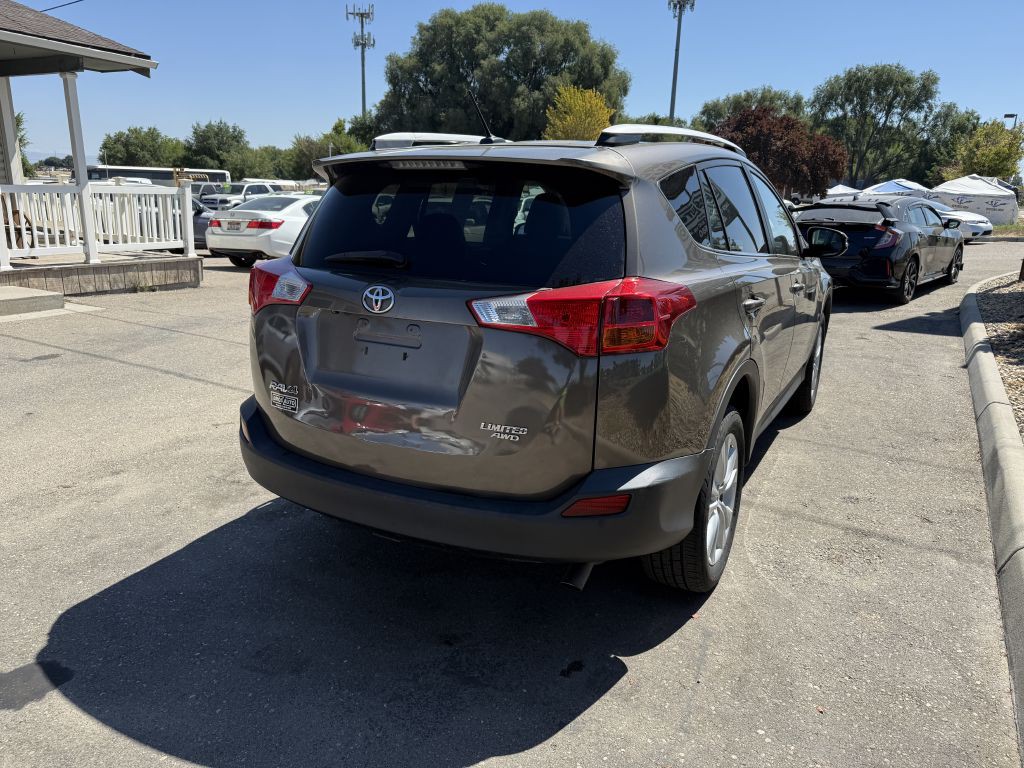 2015 Toyota Rav4 Image 4