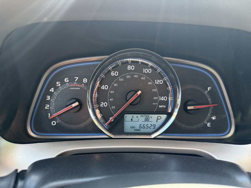 2015 Toyota Rav4 Image 6