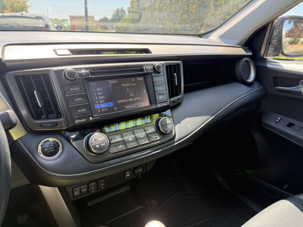 2015 Toyota Rav4 Image 7