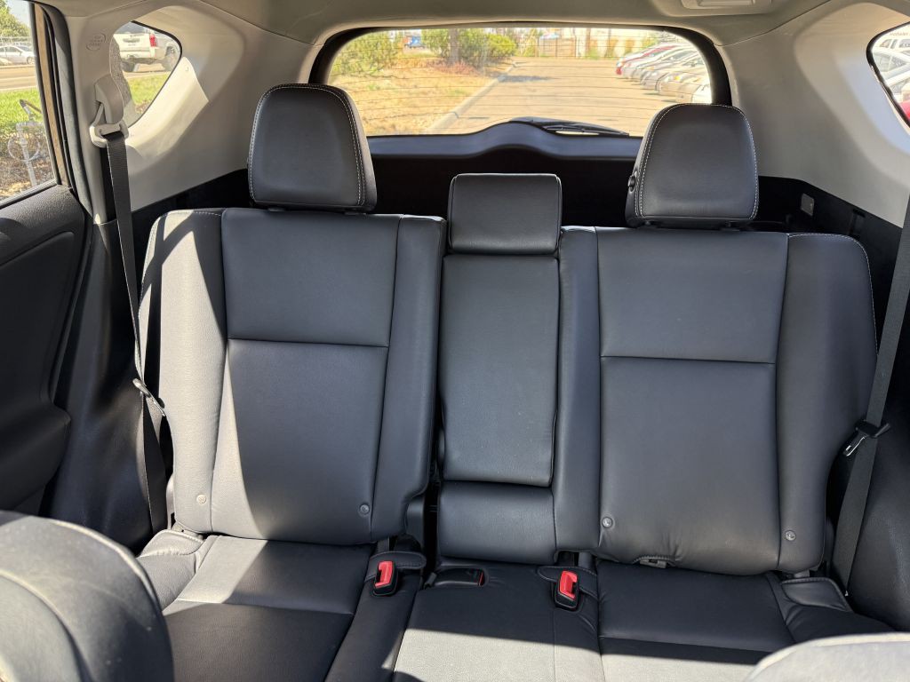 2015 Toyota Rav4 Image 8