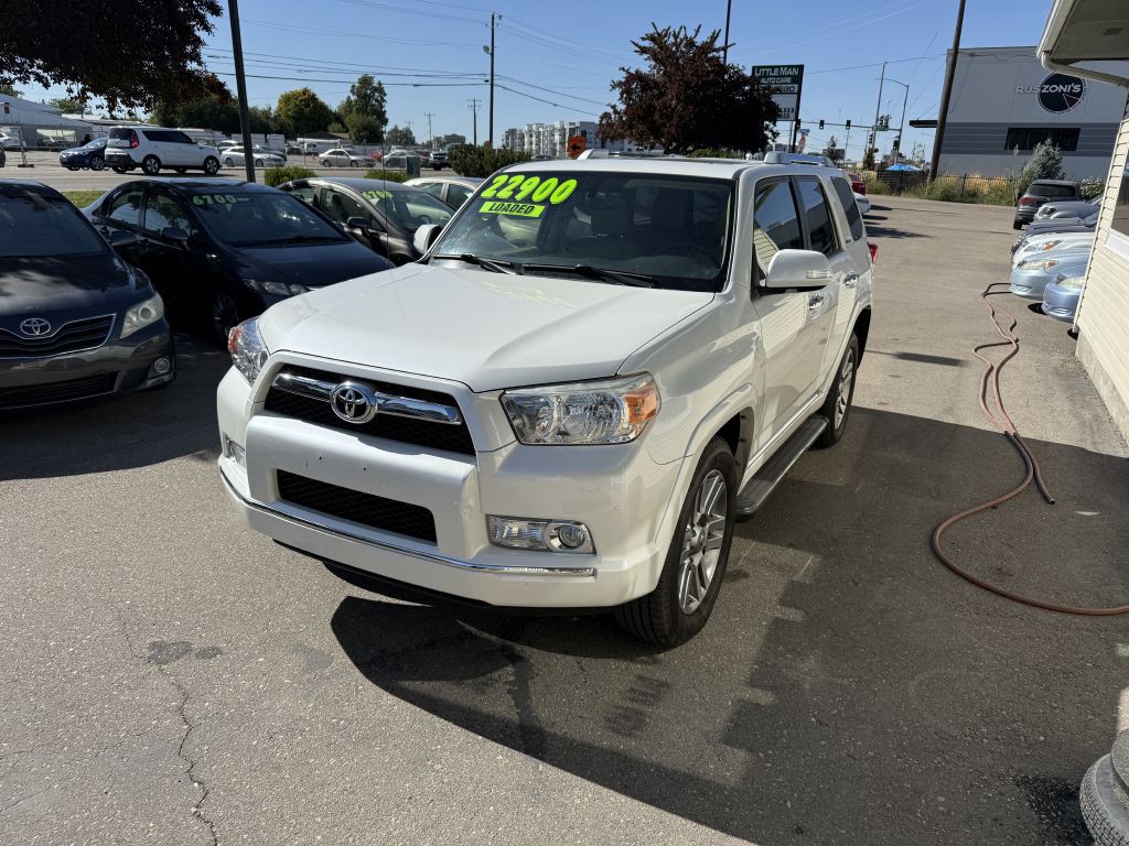 2013 Toyota 4Runner Image 2