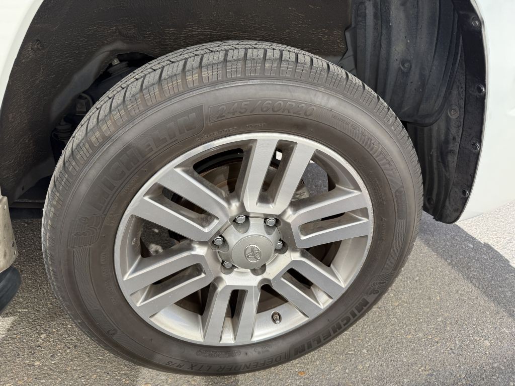 2013 Toyota 4Runner Image 12