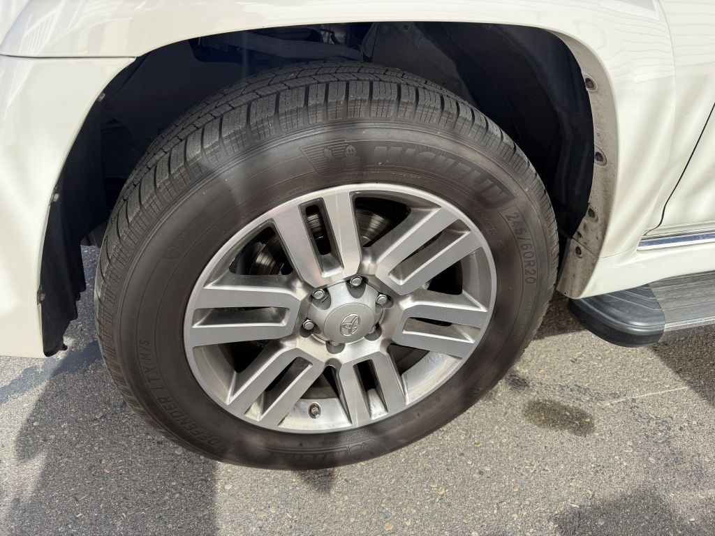 2013 Toyota 4Runner Image 13