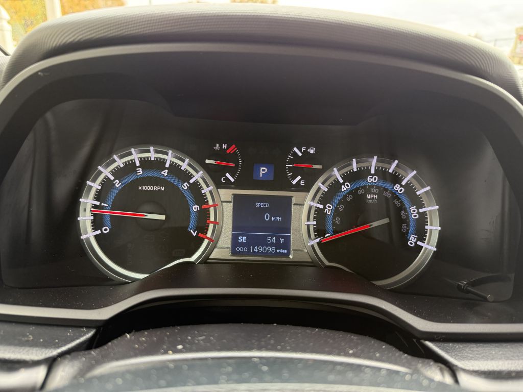 2015 Toyota 4Runner Image 6