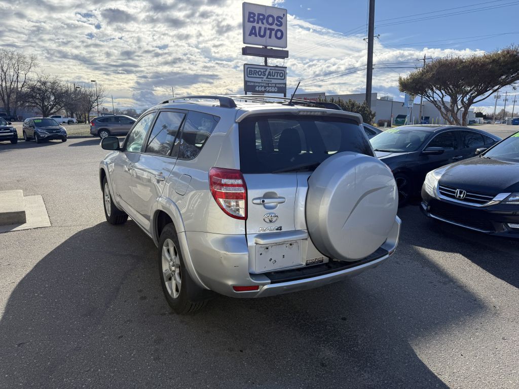 2011 Toyota Rav4 Image 3