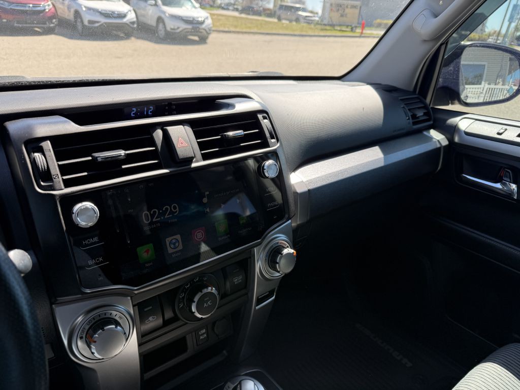 2017 Toyota 4Runner Image 7