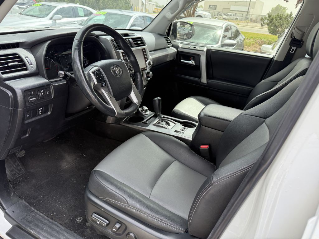 2020 Toyota 4Runner Image 5
