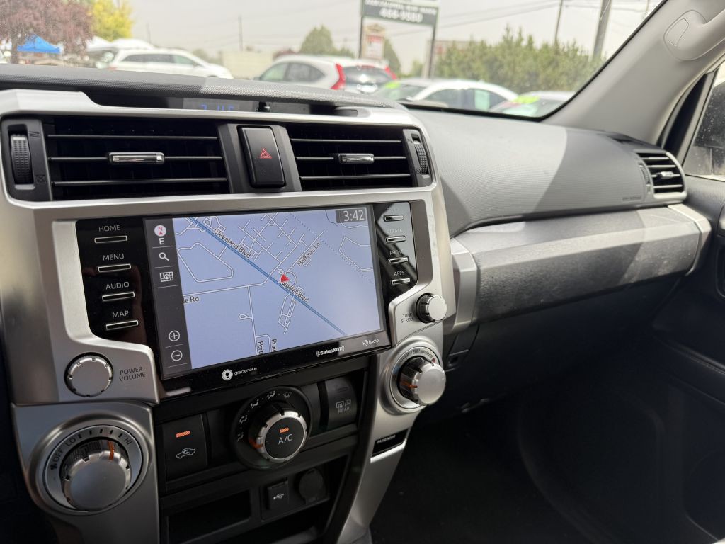 2020 Toyota 4Runner Image 7