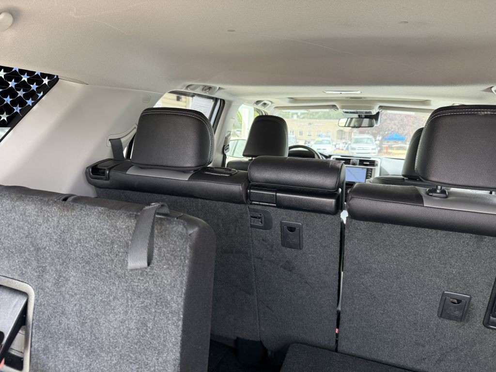 2020 Toyota 4Runner Image 8