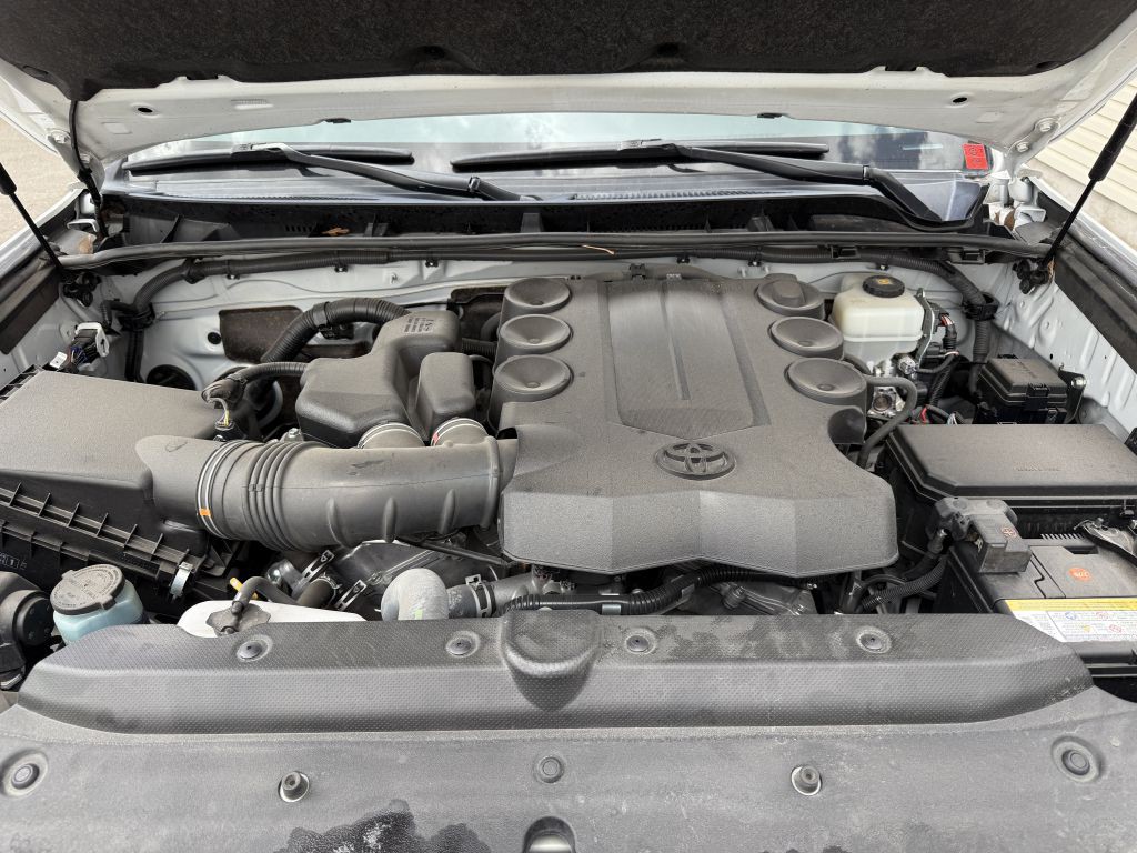 2020 Toyota 4Runner Image 9