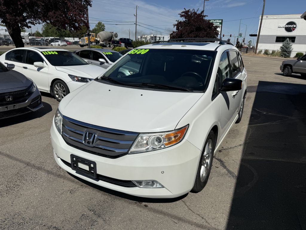2012 Honda Odyssey Image 2
