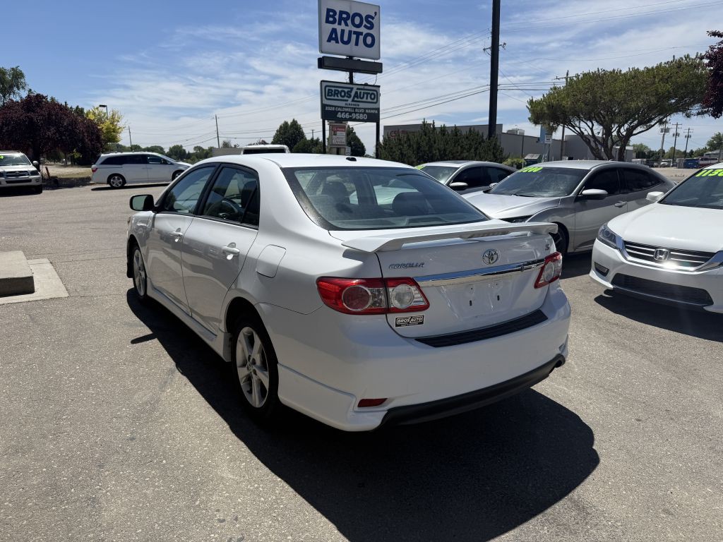 2012 Toyota Corolla Image 3