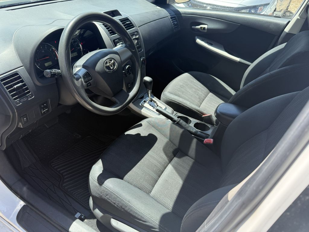 2012 Toyota Corolla Image 5