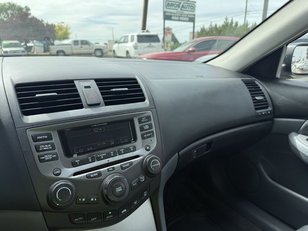 2007 Honda Accord Image 7
