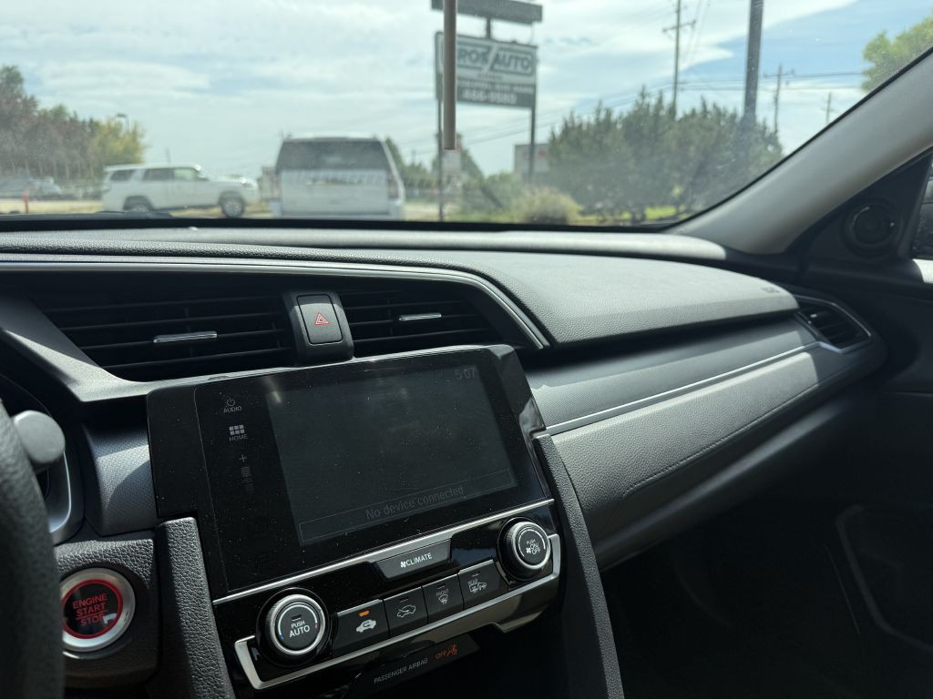 2018 Honda Civic Image 7