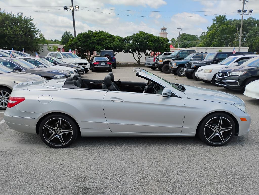 2013 Mercedes-Benz E-Class Image 1