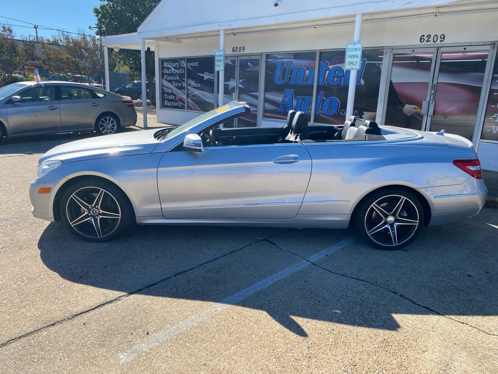 2013 Mercedes-Benz E-Class Image 4