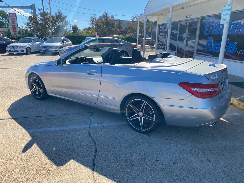 2013 Mercedes-Benz E-Class Image 6