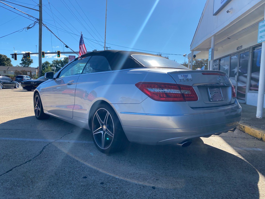 2013 Mercedes-Benz E-Class Image 7