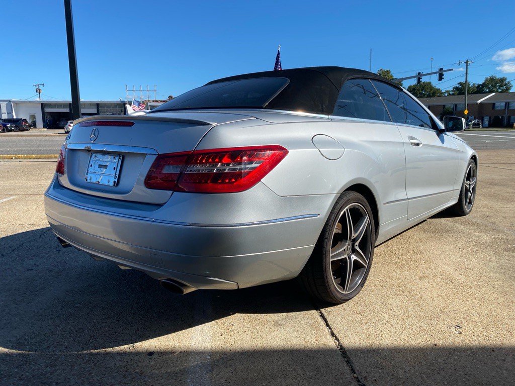 2013 Mercedes-Benz E-Class Image 10