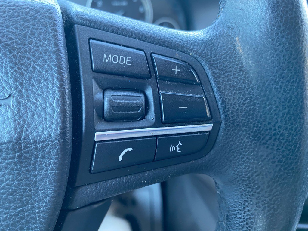 2013 BMW 5 Series Image 19