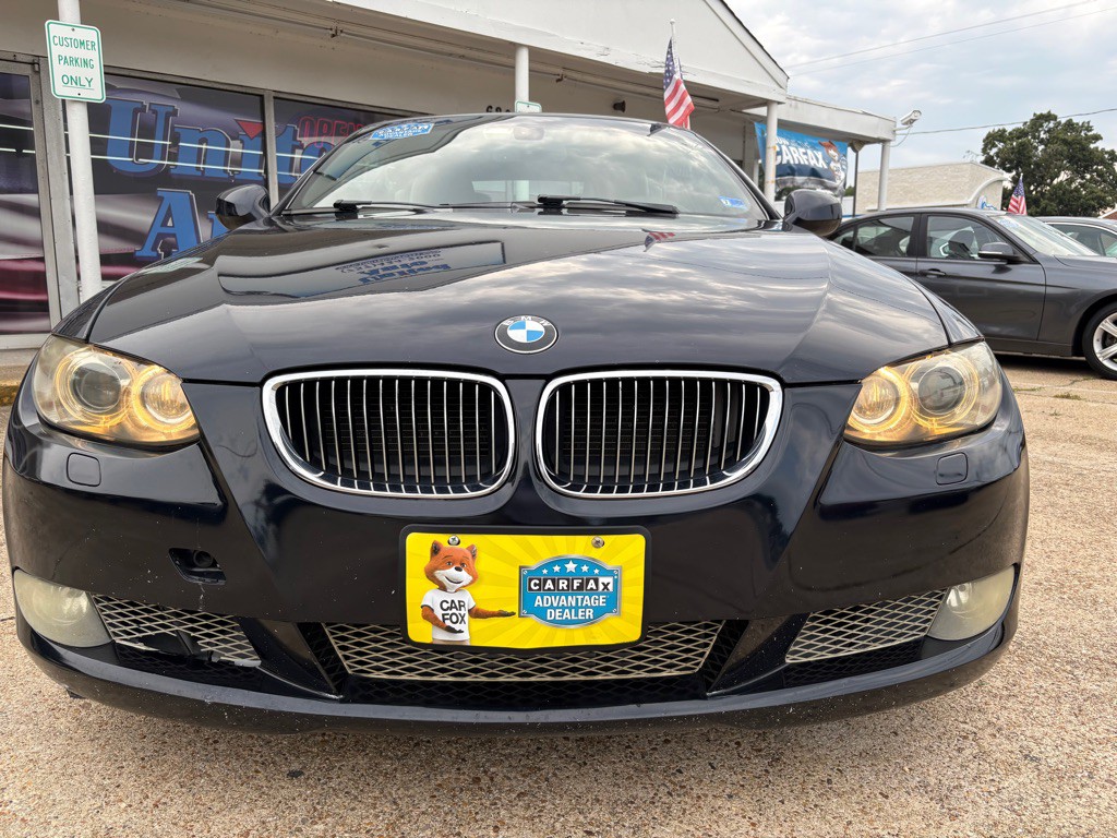 2010 BMW 3 Series Image 3