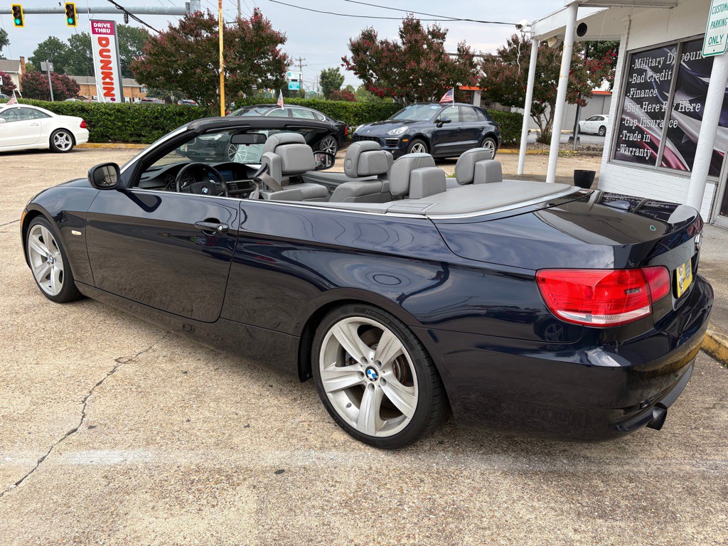 2010 BMW 3 Series Image 6