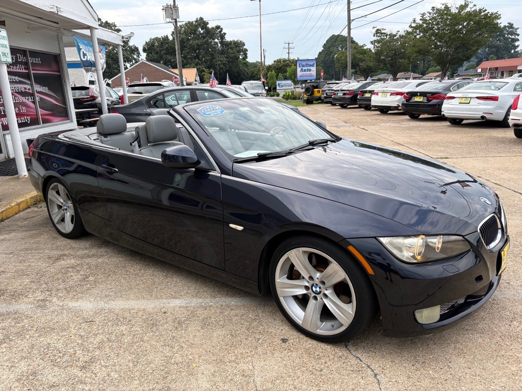 2010 BMW 3 Series Image 14