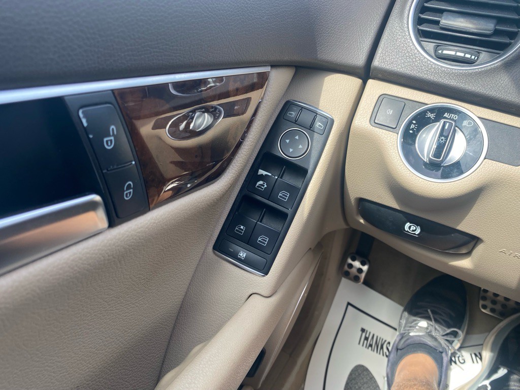 2014 Mercedes-Benz C-Class Image 19