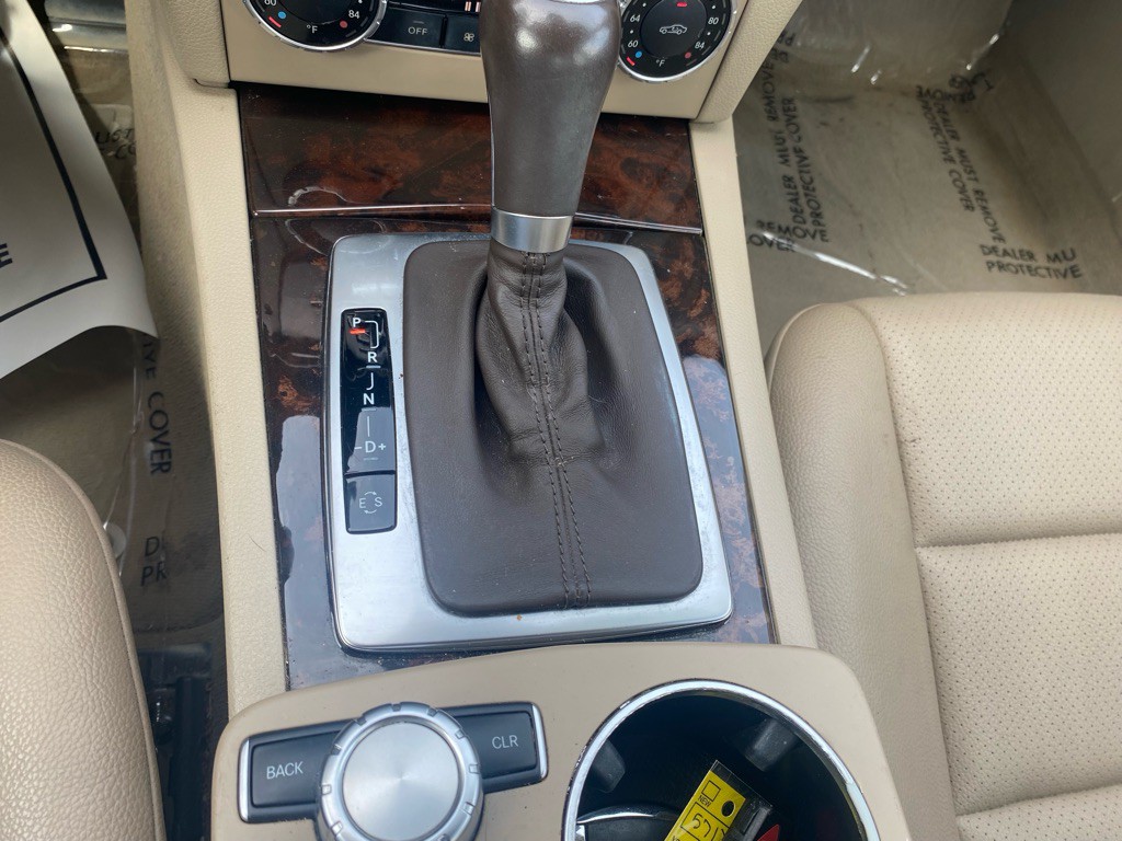 2014 Mercedes-Benz C-Class Image 24