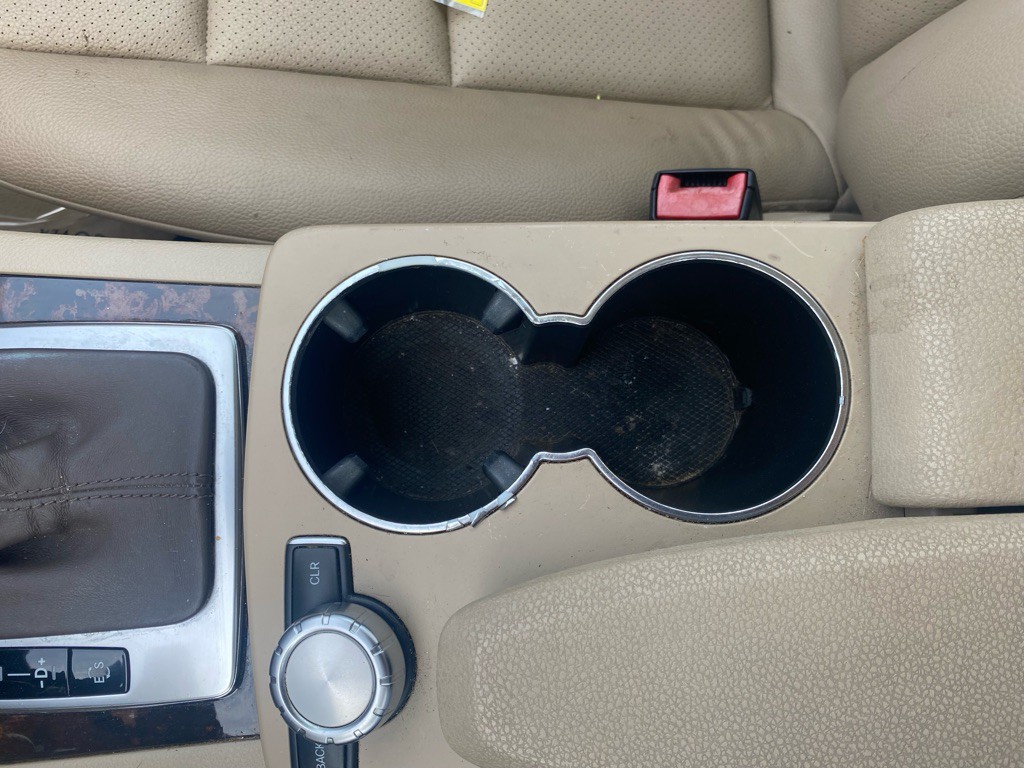 2014 Mercedes-Benz C-Class Image 25