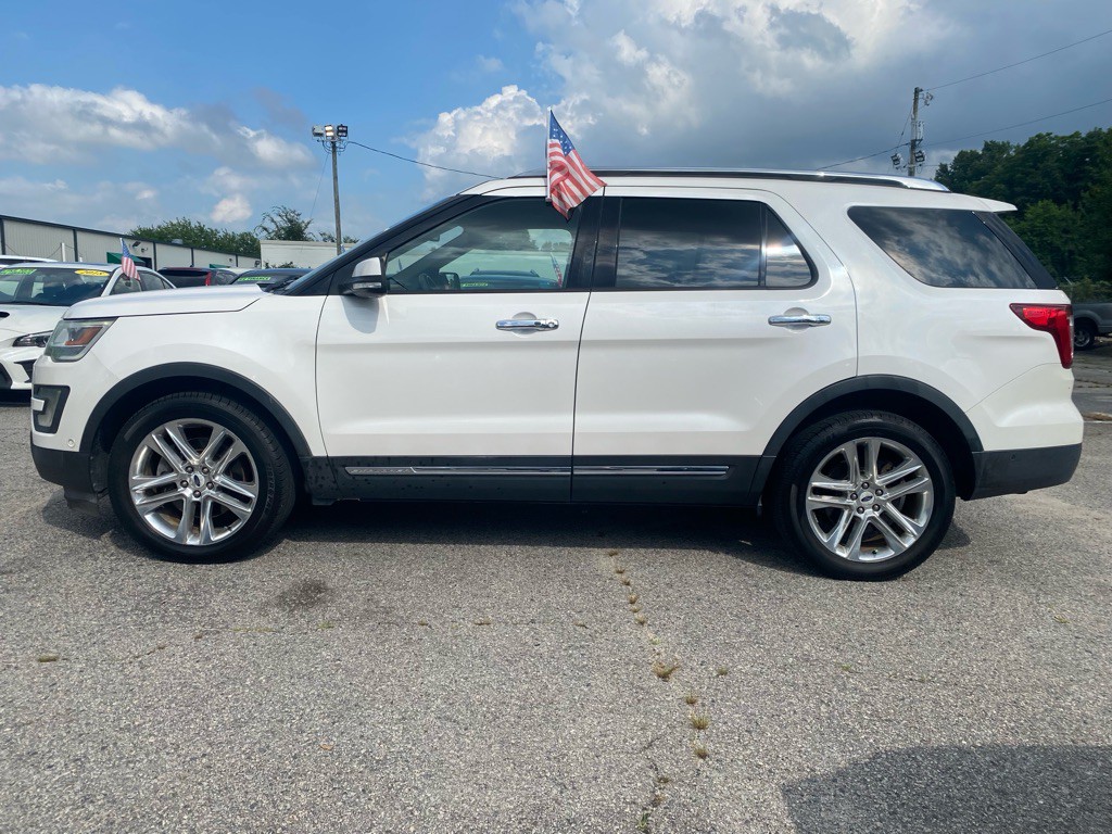 2017 Ford Explorer Image 3