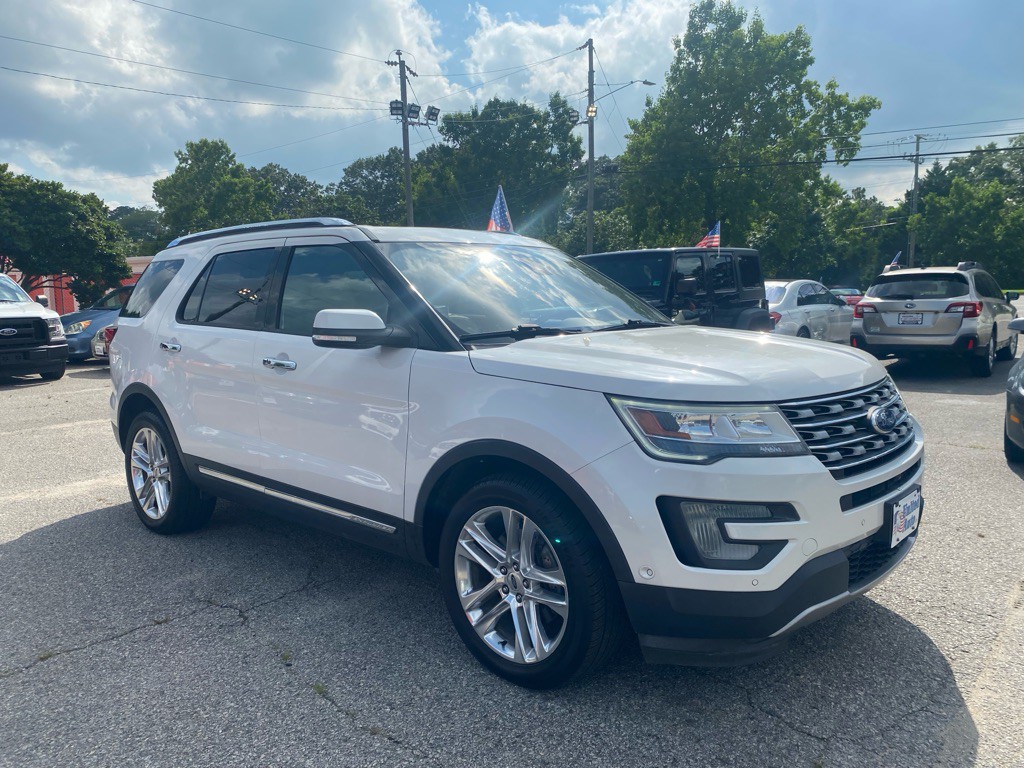 2017 Ford Explorer Image 9